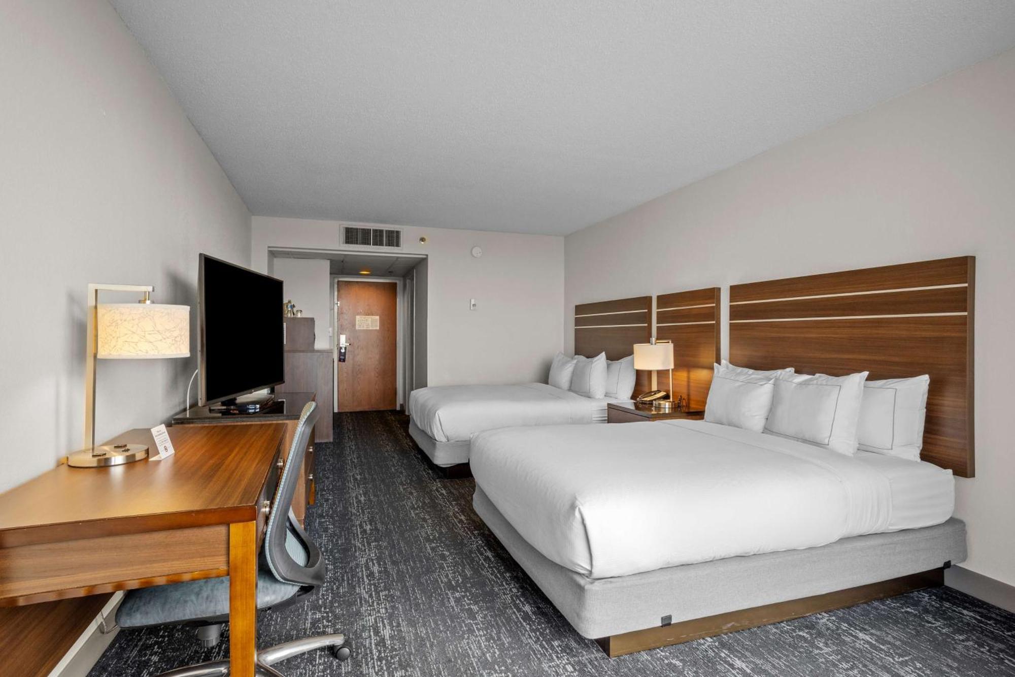 Doubletree By Hilton Atlantic Beach Oceanfront מראה חיצוני תמונה