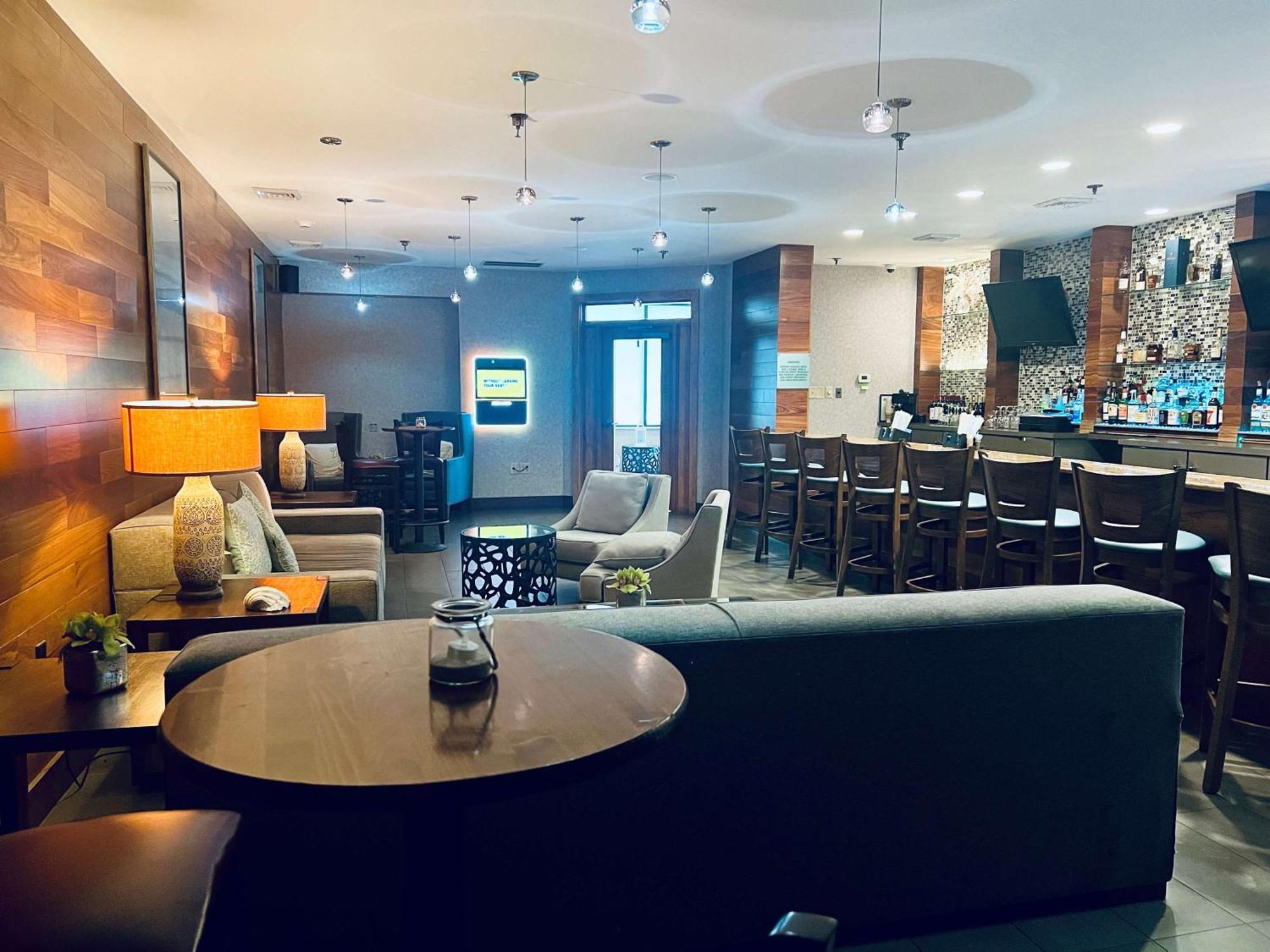 Doubletree By Hilton Atlantic Beach Oceanfront מראה חיצוני תמונה